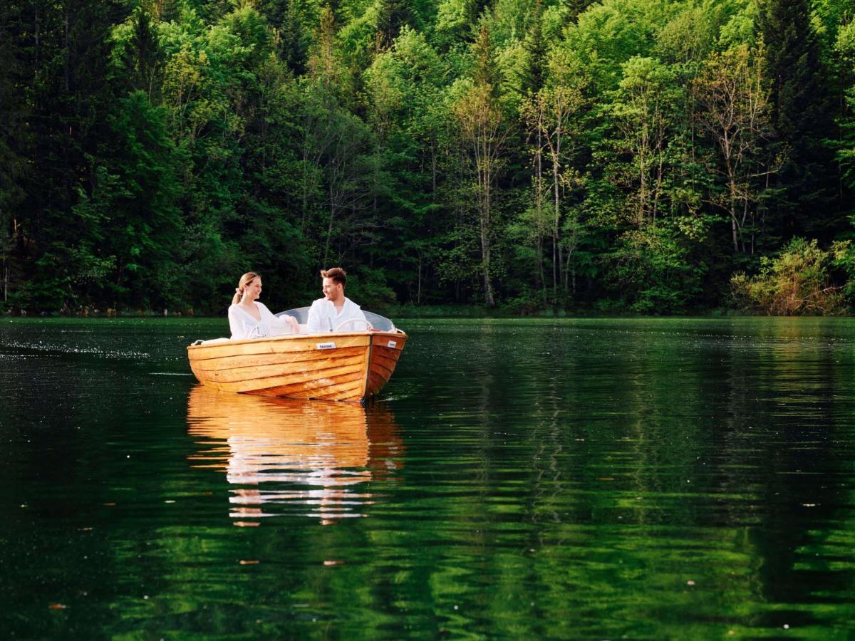 Tauroa Seehotel Grundlsee Bagian luar foto